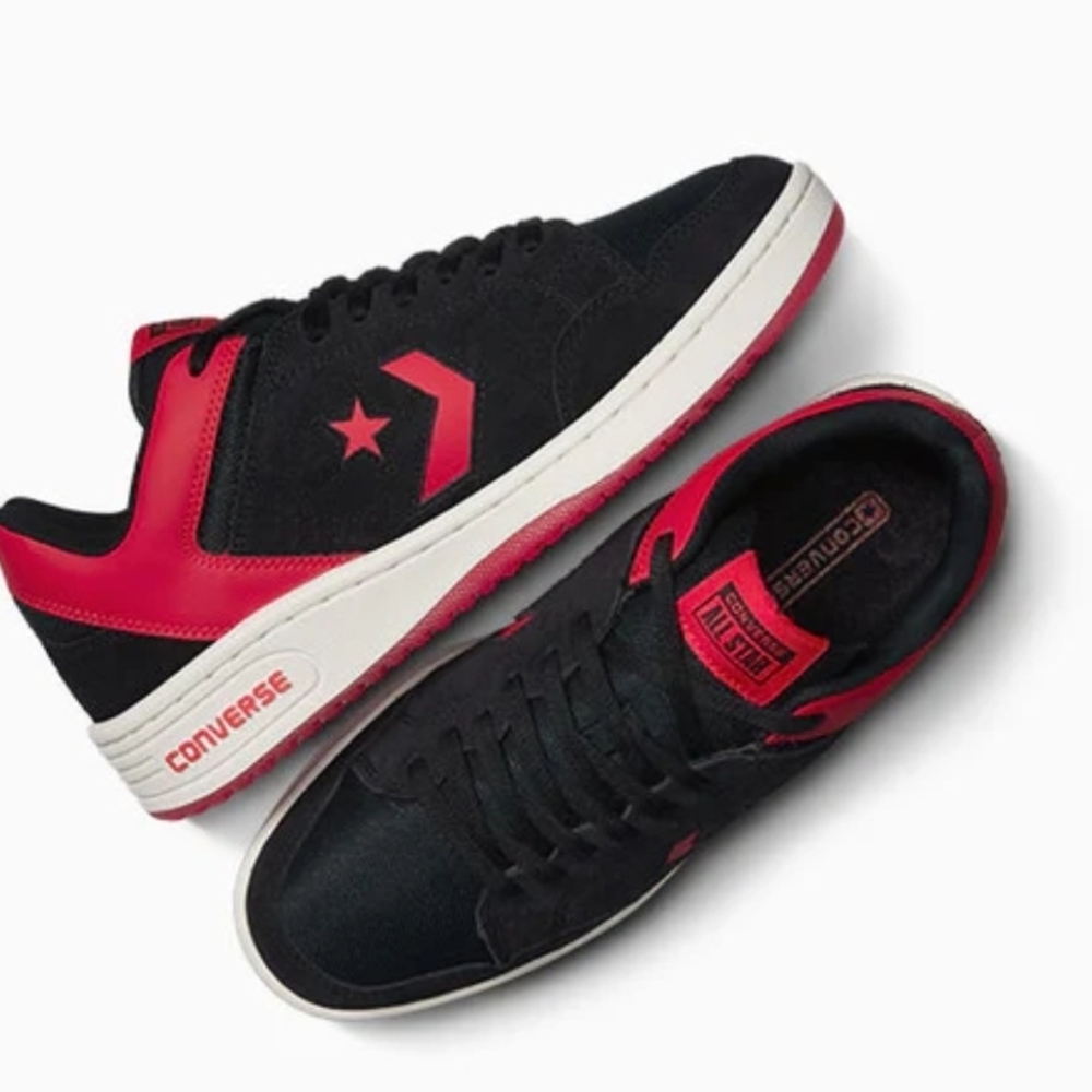 NWOB Converse Weapon Suede Low Top Black Red Sneakers Mens US 9